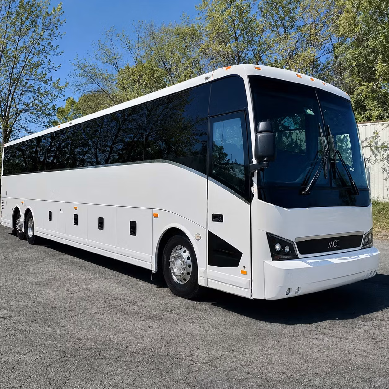 for easy long distance transportation to lexington events and beyond charterbusrentallexingtonky com delivers