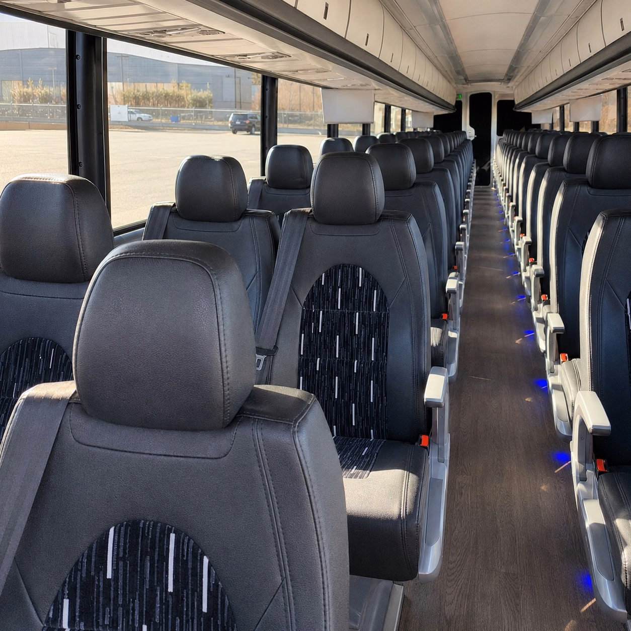 lexington charter buses